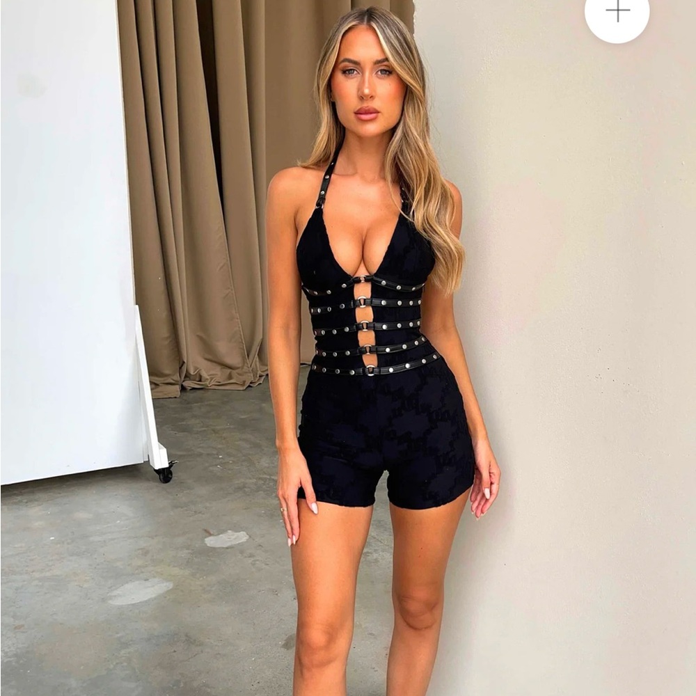 Outcast bodysuit XS
